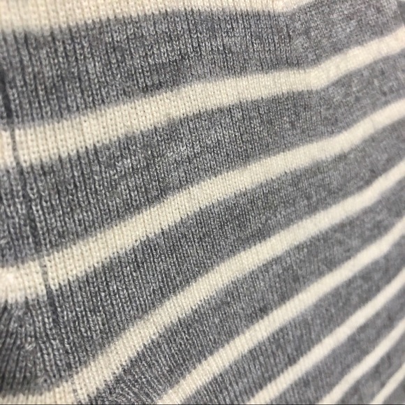 Loft V-Neck Stripped Long-Sleeve Sweater - Picture 4 of 4